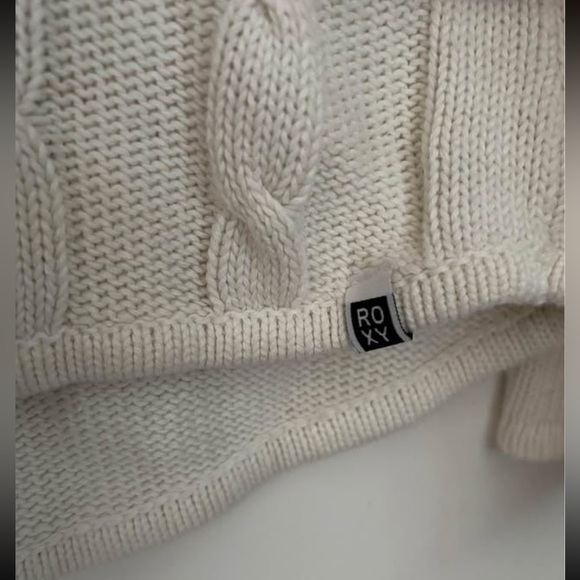ROXY womens small creamy white cable knit hooded sweater - Picture 4 of 6